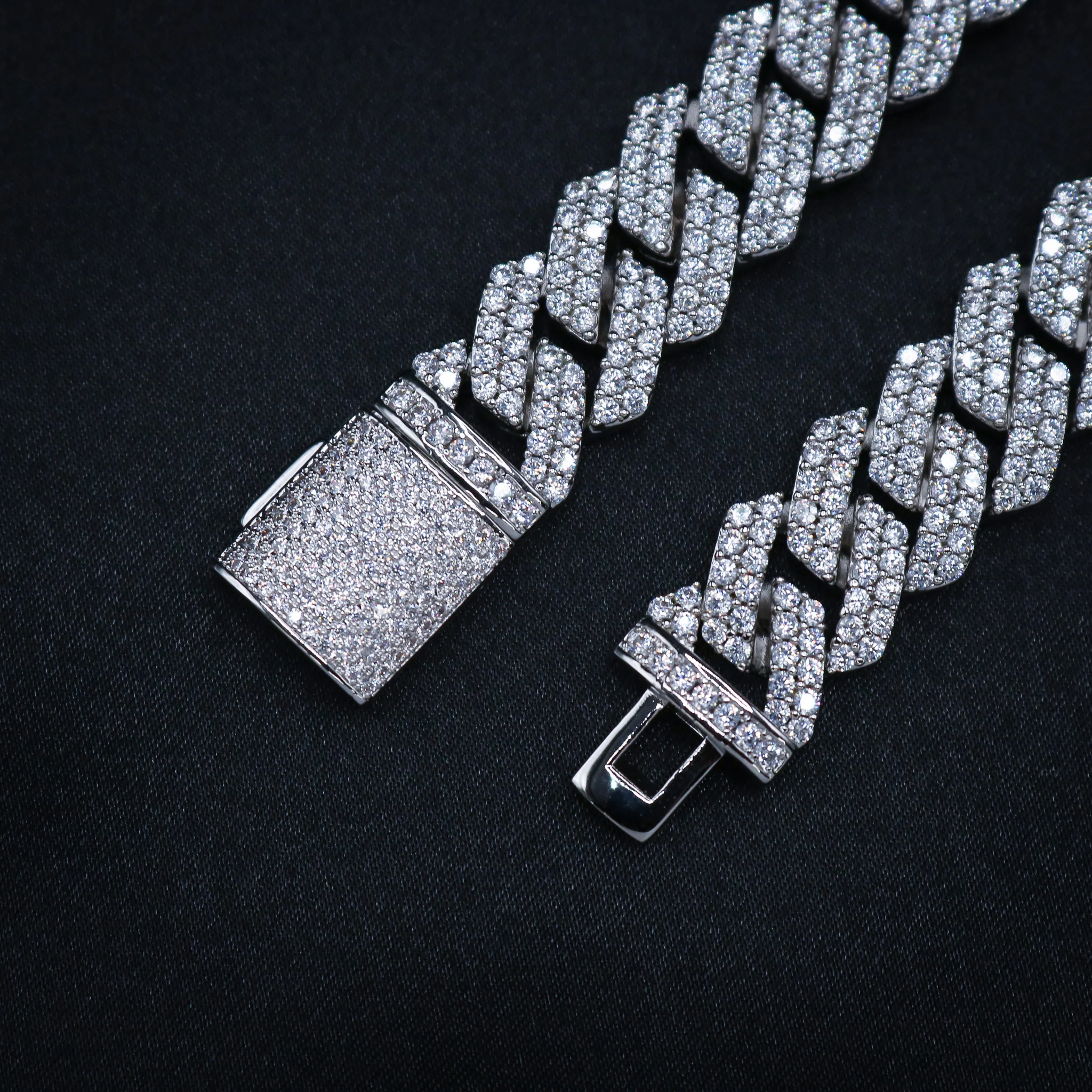 13mm Diamond Prong link Cuban Chain - White Gold - Image 6